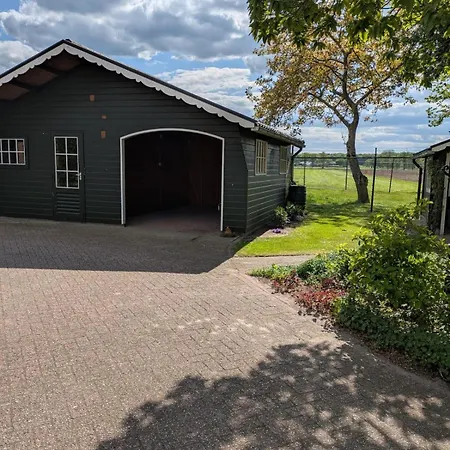 Semesterbostad Vakantiehuisje Wekerom