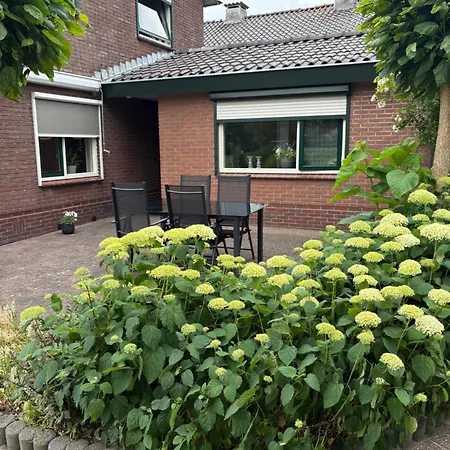Vakantiehuisje Wekerom Semesterbostad *