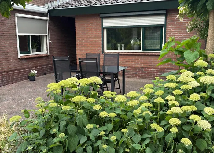 Vakantiehuisje Wekerom Holiday home *